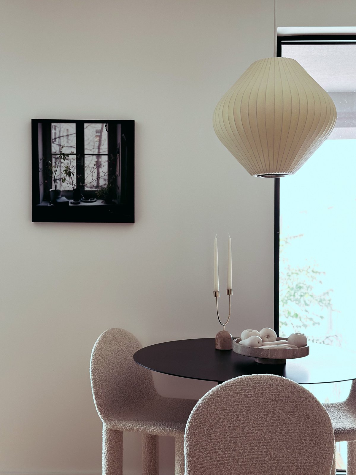 Dining nook with Nelson lamp